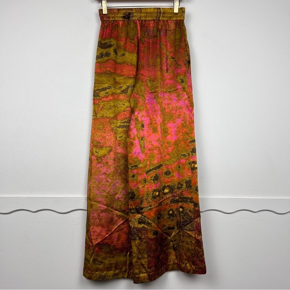 Carmen Molina Silk The Keaton Pant in Pink Leopard Dust - Picture 7 of 7